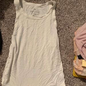 American Eagle tank. WORN ONCE!!!! 😊